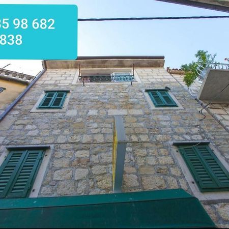 Carolija Apartment Makarska Exterior photo